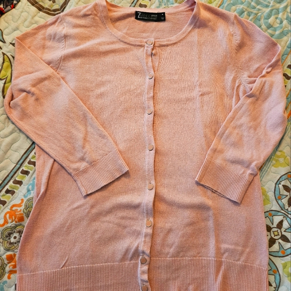 Soft Cardigan - Picture 2 of 3